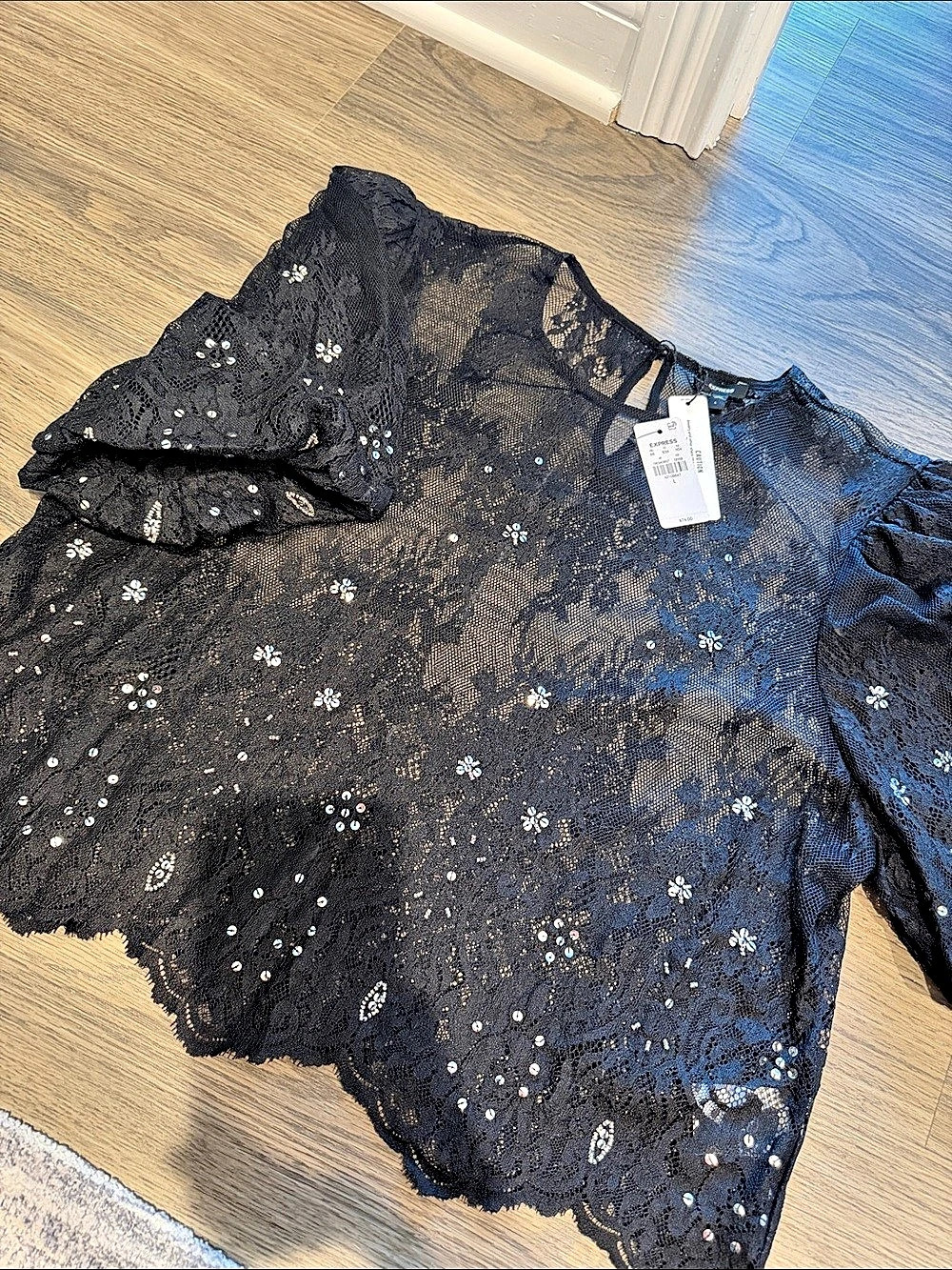 Express Black Floral Lace Top Size Large NWT